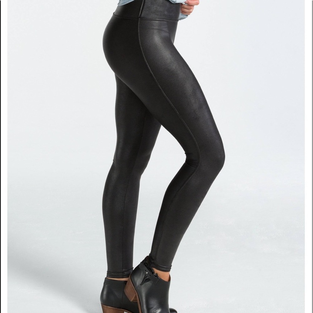 SPANX Faux Leather Leggings. Size Medium